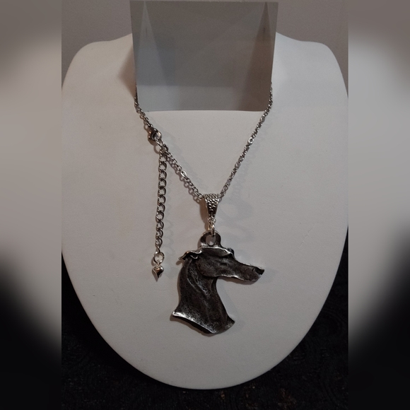 UNISEX...WEIMARANER/GREY HOUND/WHIPPET DOG NECKLACE - Picture 3 of 6